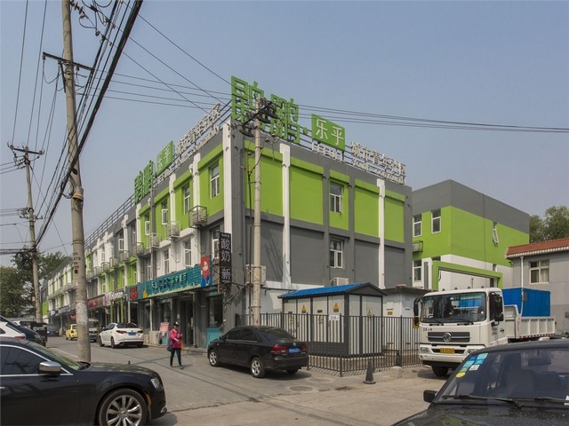 郑州椭圆形LED显示屏厂家